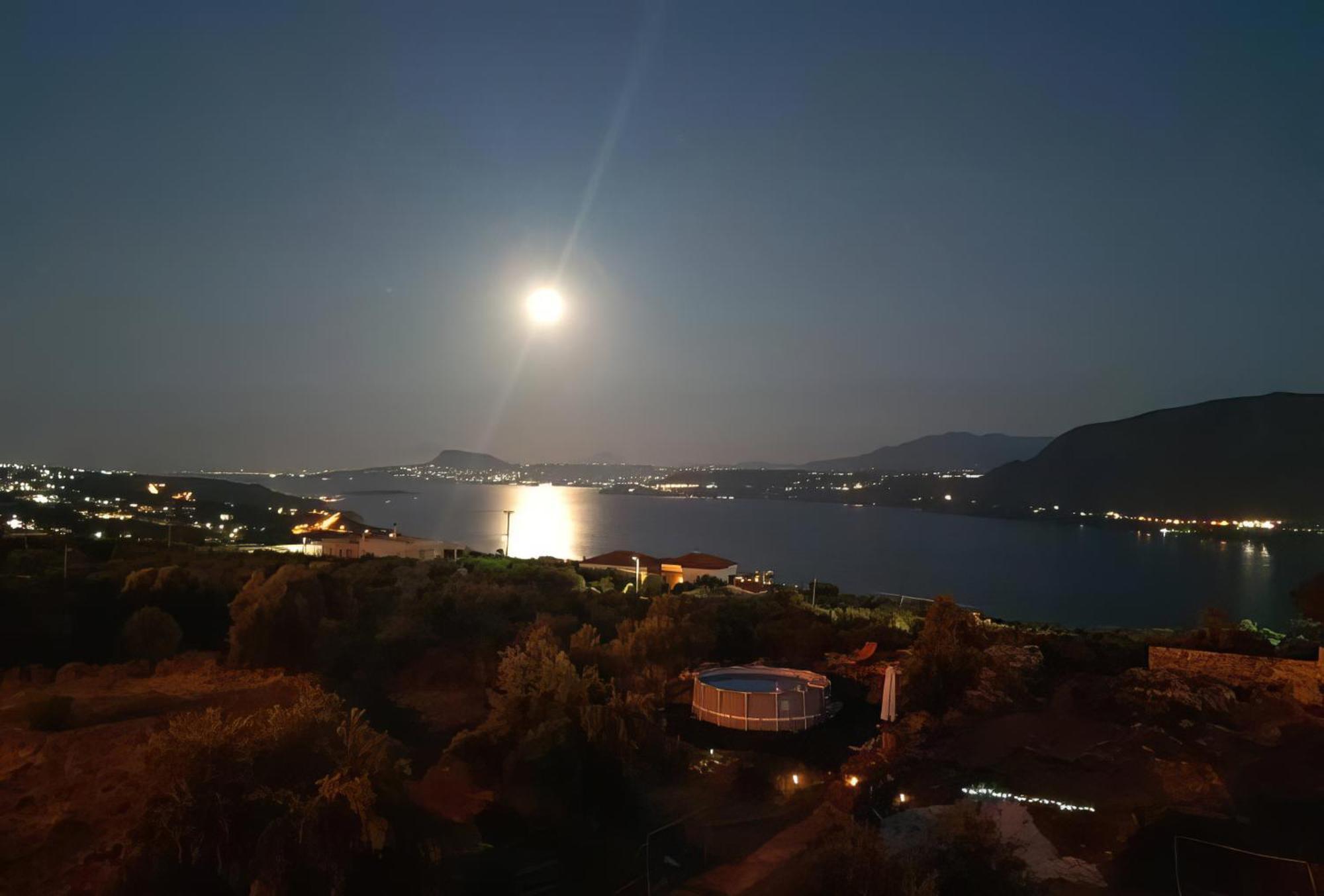 Souda Bay View With Private Pool Near Chania City Buitenkant foto